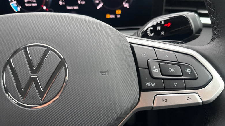 Volkswagen T-Roc 1.5 eTSI Life 5dr DSG Petrol Hatchback